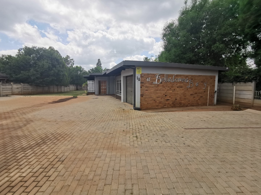 To Let commercial Property for Rent in Flamwood North West